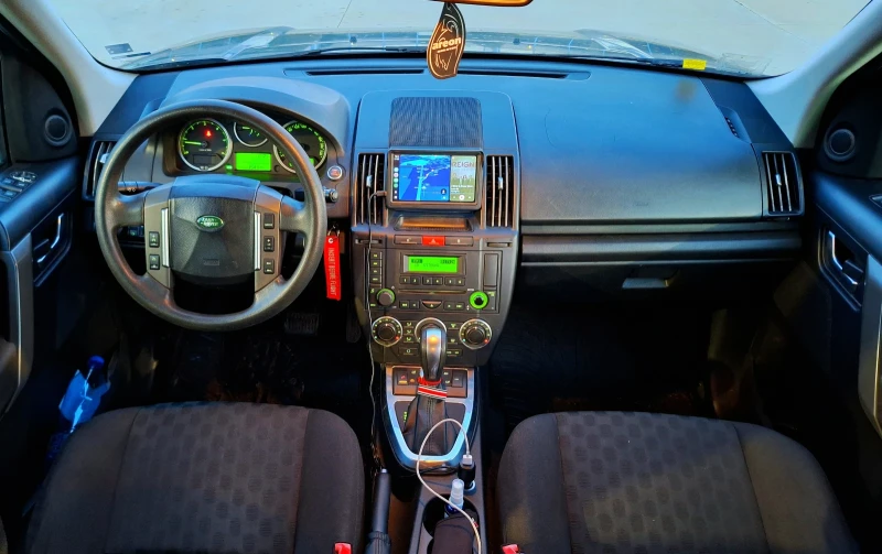 Land Rover Freelander 2.2 TD4, снимка 8 - Автомобили и джипове - 53263111
