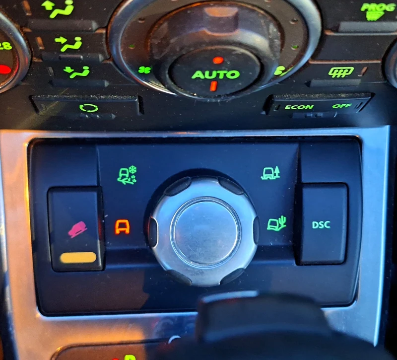 Land Rover Freelander 2.2 TD4, снимка 13 - Автомобили и джипове - 53263111