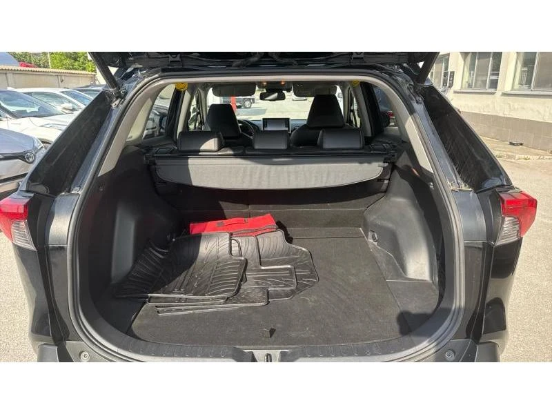 Toyota Rav4 LUXURY PREMIUM BLACK EDITION - изображение 10