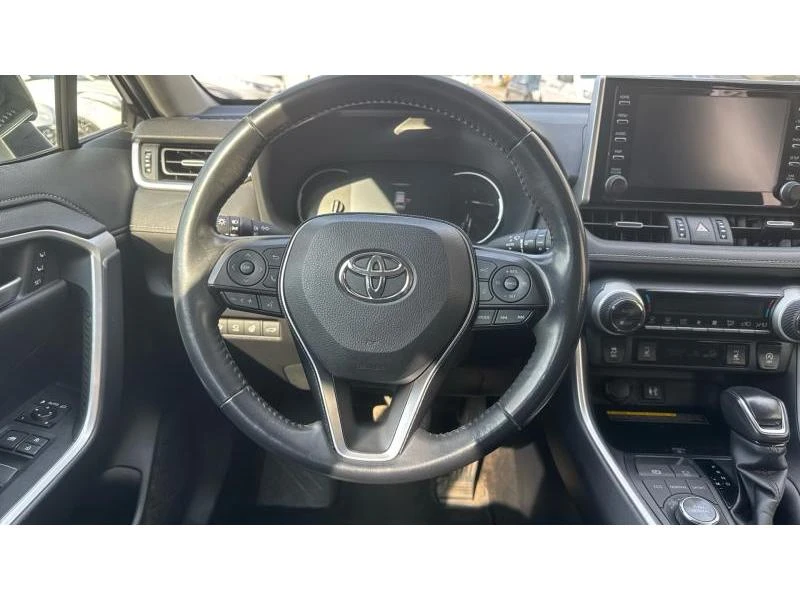 Toyota Rav4 LUXURY PREMIUM BLACK EDITION - изображение 9