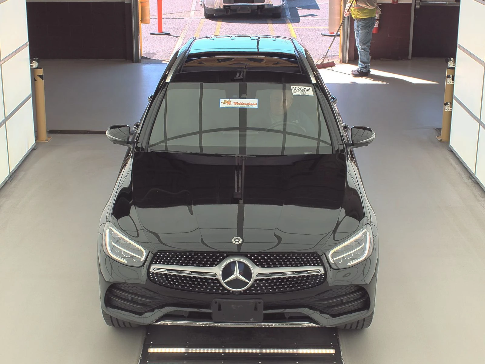 Mercedes-Benz GLC 300 AMG-Line* 4MATIC* Burmester* Virtual* Ambient* 360 - изображение 2