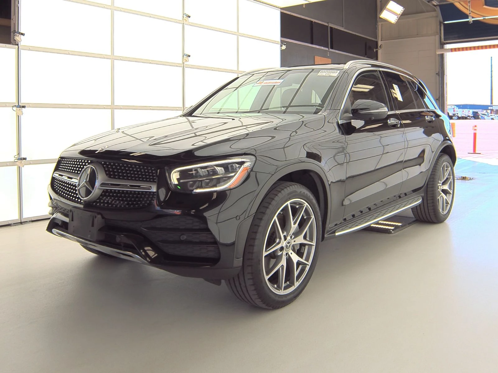 Mercedes-Benz GLC 300 AMG-Line* 4MATIC* Burmester* Virtual* Ambient* 360 - изображение 3