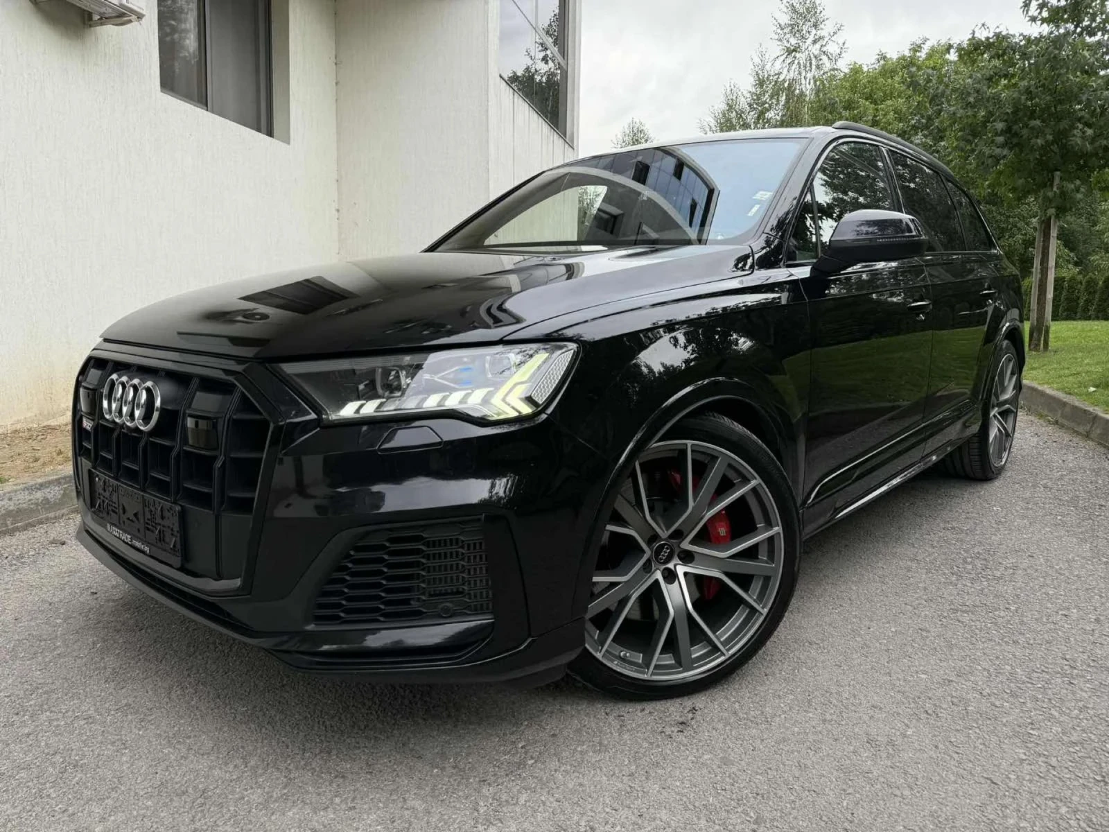Audi SQ7 FACE / BANG & OLUFSEN / РЕГИСТРИРАН - изображение 3