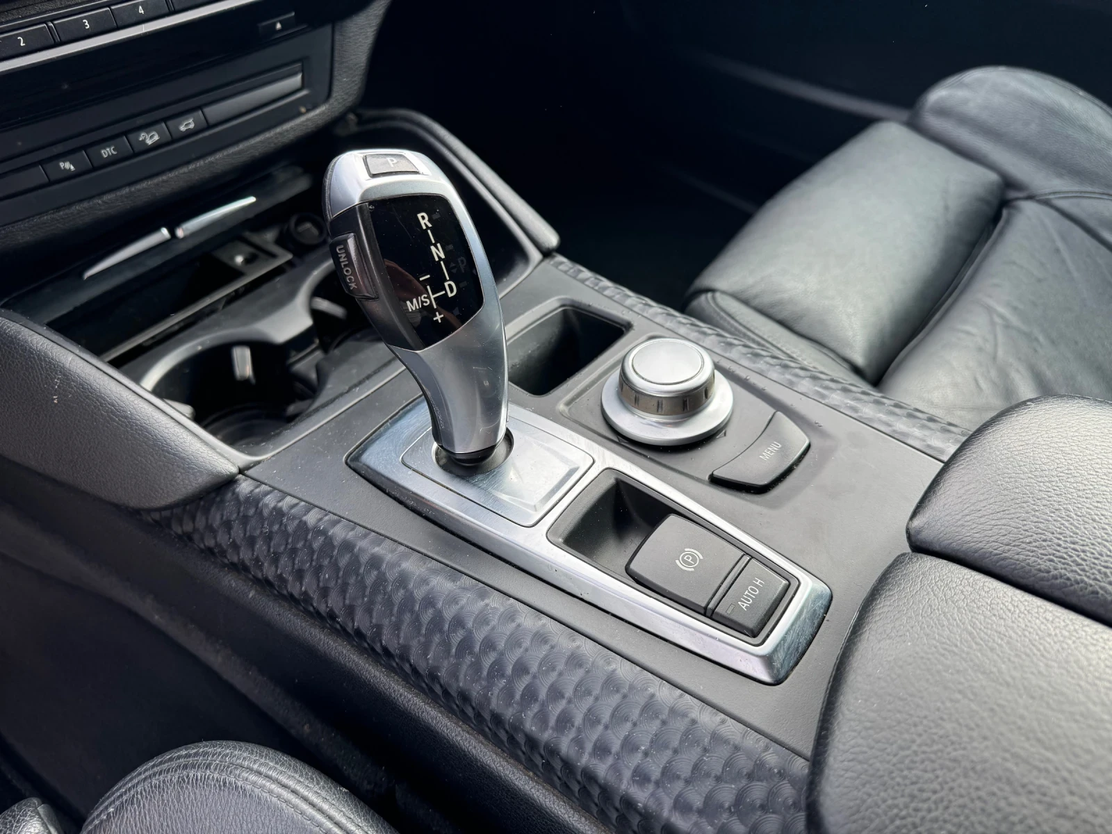 BMW X6 3.5i XDrive* NAVI* Camera* HeadUp - изображение 9