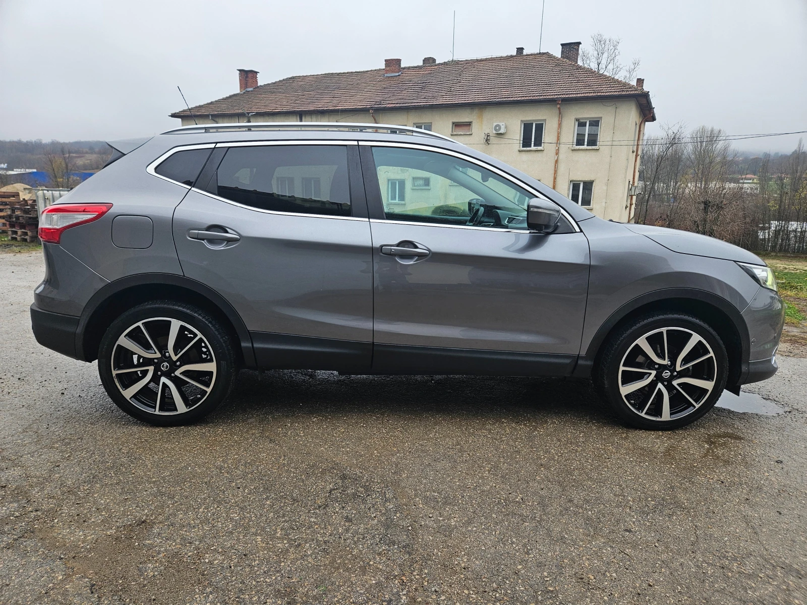Nissan Qashqai 1.6  Keyless   360   | Mobile.bg   3