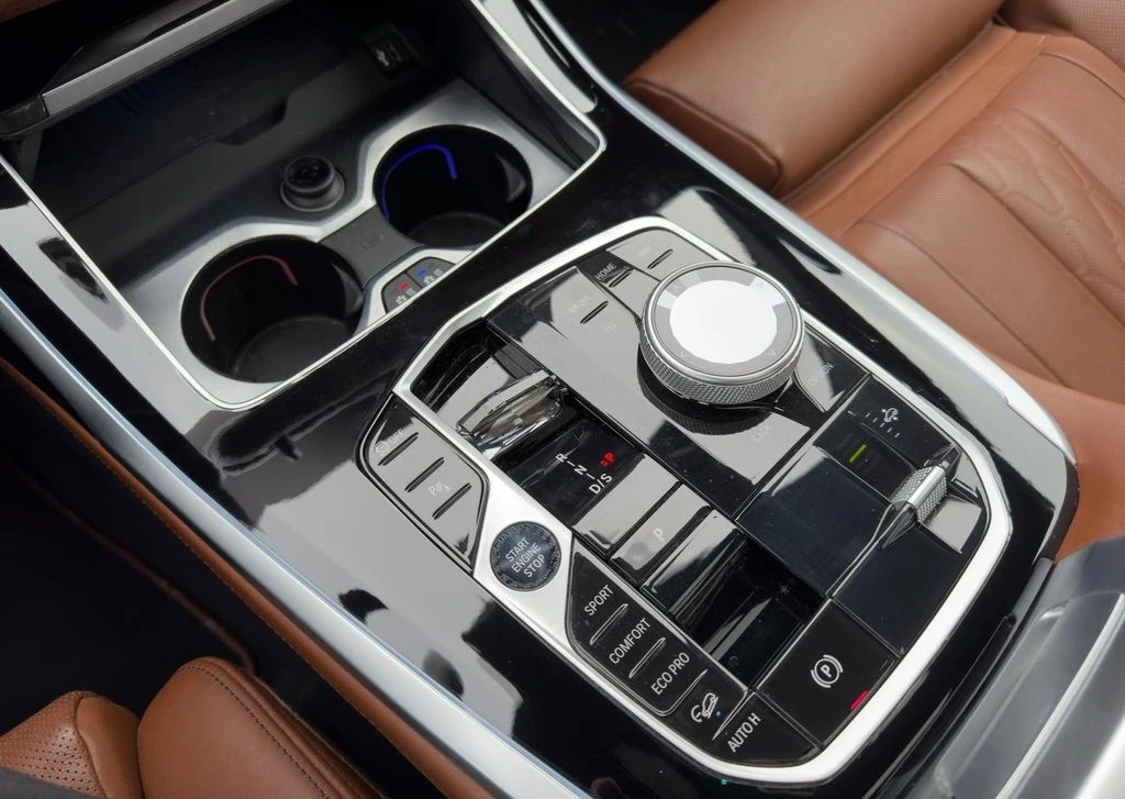 BMW X7 40d xDrive M-Sport - изображение 10