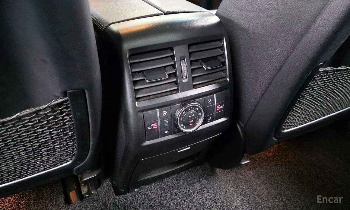 Mercedes-Benz GLE 350 4MATIC* KEYLESS* ПОДГРЕВ* ОБДУХВАНЕ* ПАНОРАМА, снимка 16 - Автомобили и джипове - 53987301