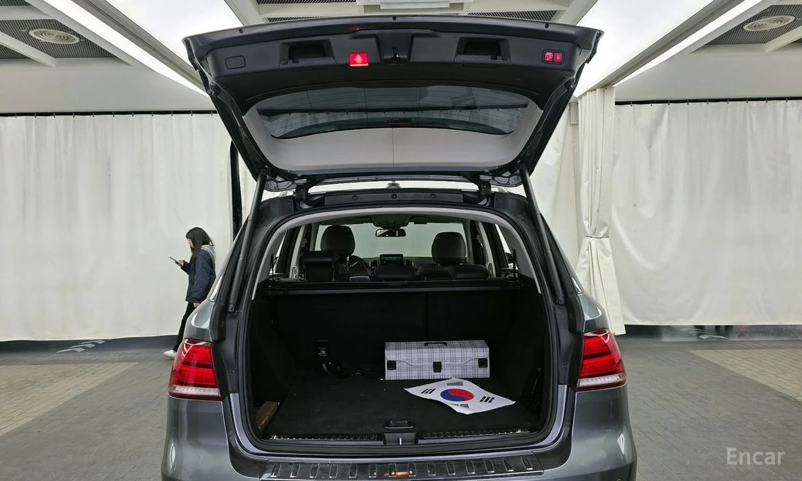 Mercedes-Benz GLE 350 4MATIC* KEYLESS* ПОДГРЕВ* ОБДУХВАНЕ* ПАНОРАМА, снимка 7 - Автомобили и джипове - 53987301