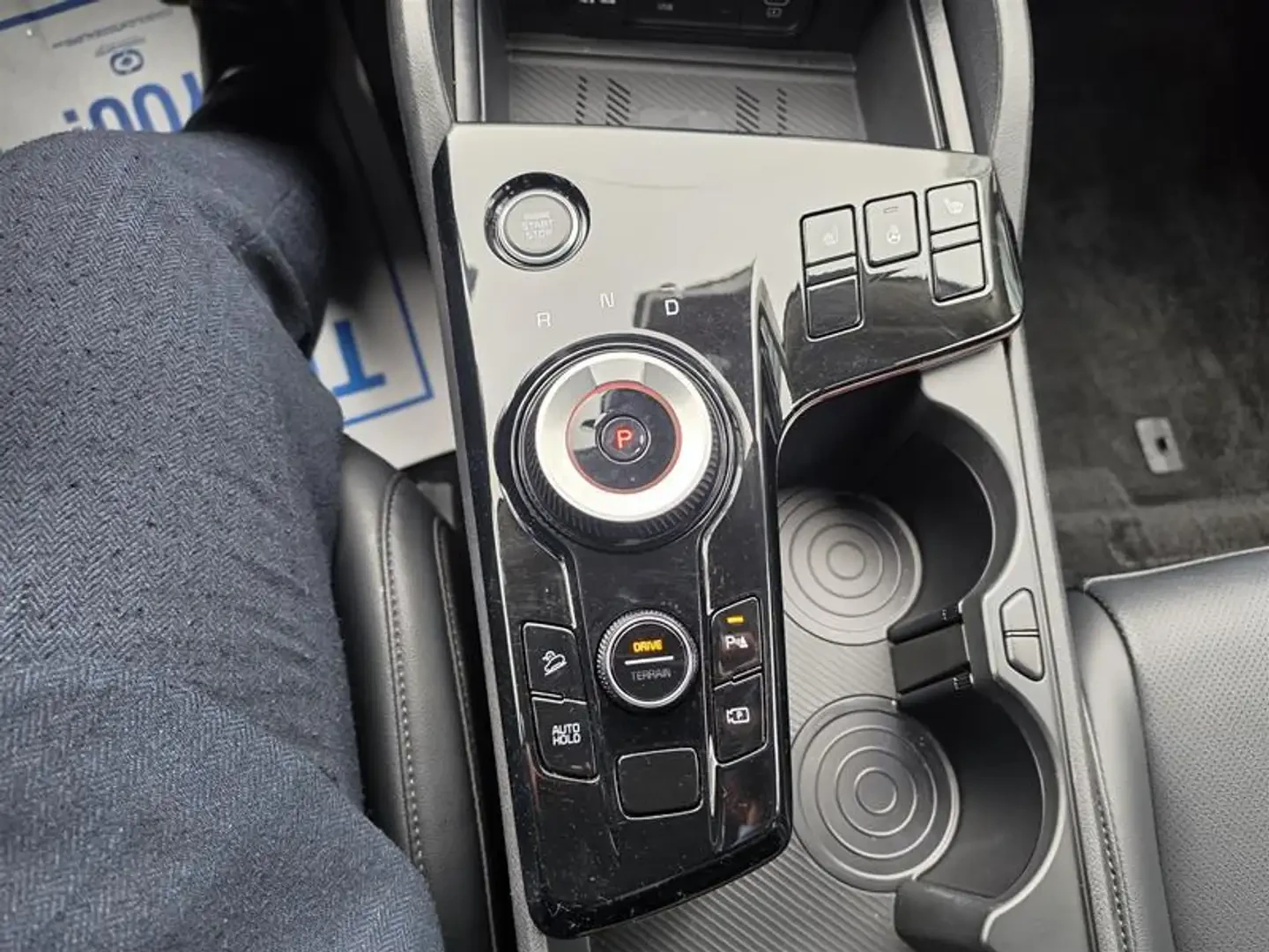 Kia Sportage Hybrid EX Hybrid AWD GPS Leather, снимка 11 - Автомобили и джипове - 54384169