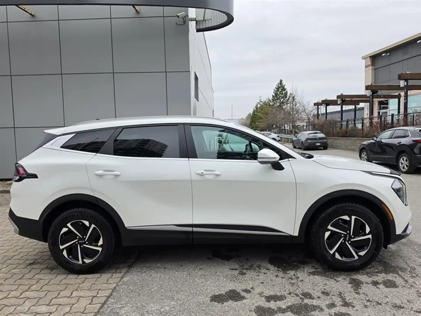 Kia Sportage Hybrid EX Hybrid AWD GPS Leather, снимка 3 - Автомобили и джипове - 54384169