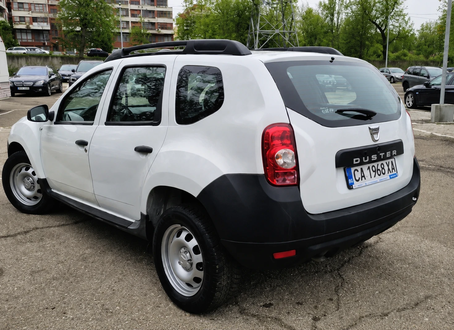 Dacia Duster 1.6, бензин, 4Х4, снимка 3 - Автомобили и джипове - 54640467