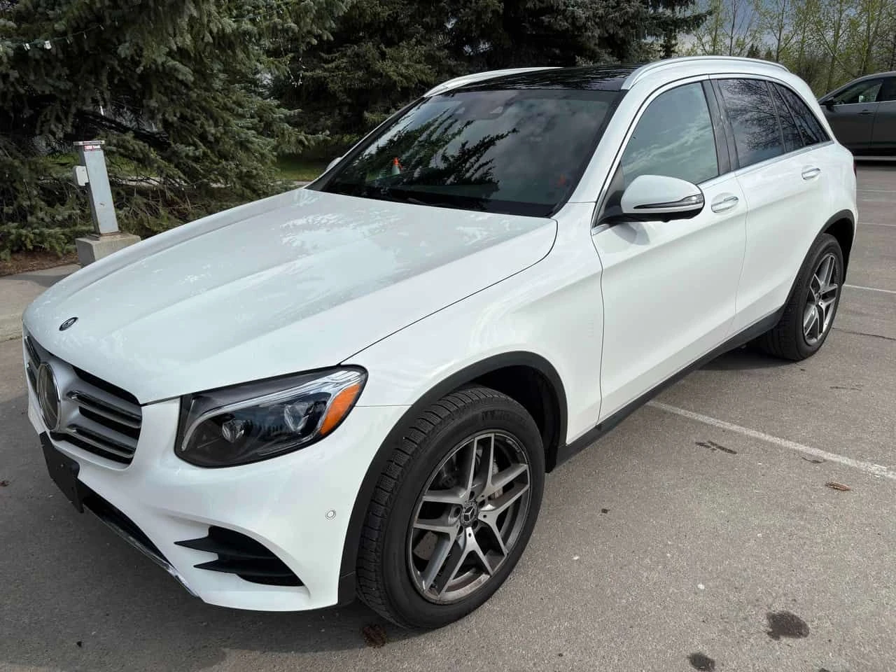 Mercedes-Benz GLC 300 4MATIC* DISTRONIC* 360КАМЕРИ* ПАНОРАМА* 