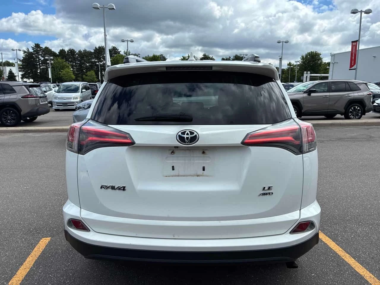 Toyota Rav4 * LE * CARFAX * ЦЕНА ДО БГ, снимка 5 - Автомобили и джипове - 55299047