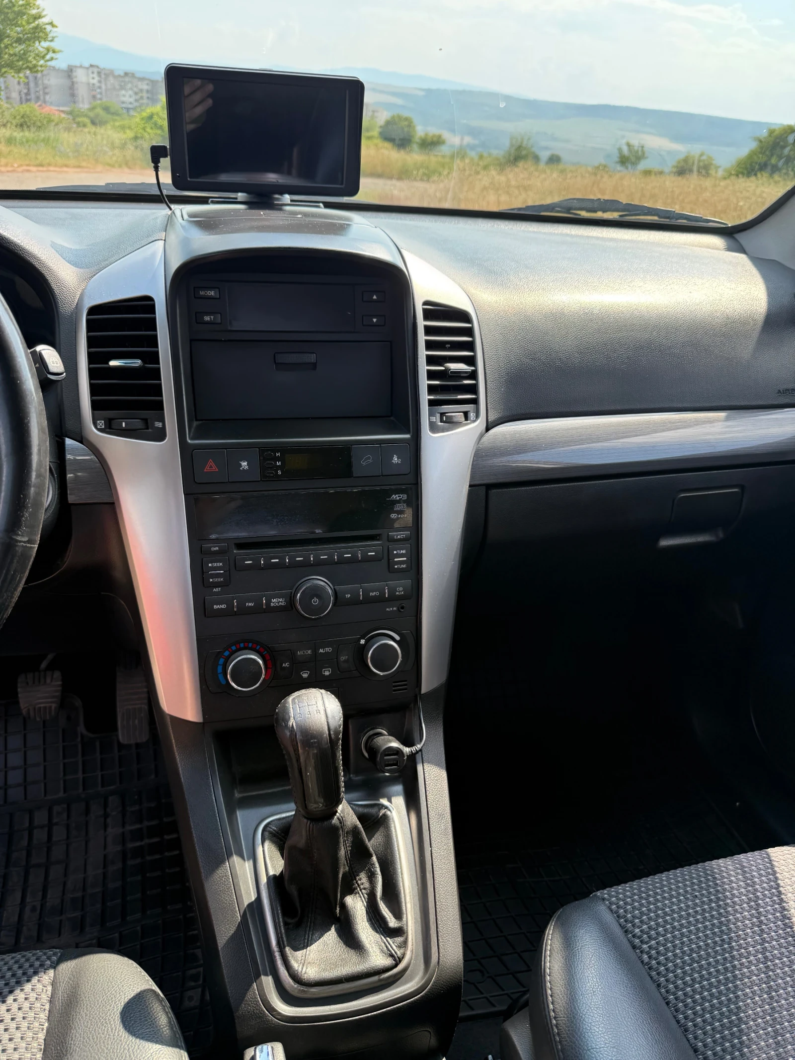 Chevrolet Captiva, снимка 7 - Автомобили и джипове - 56024181