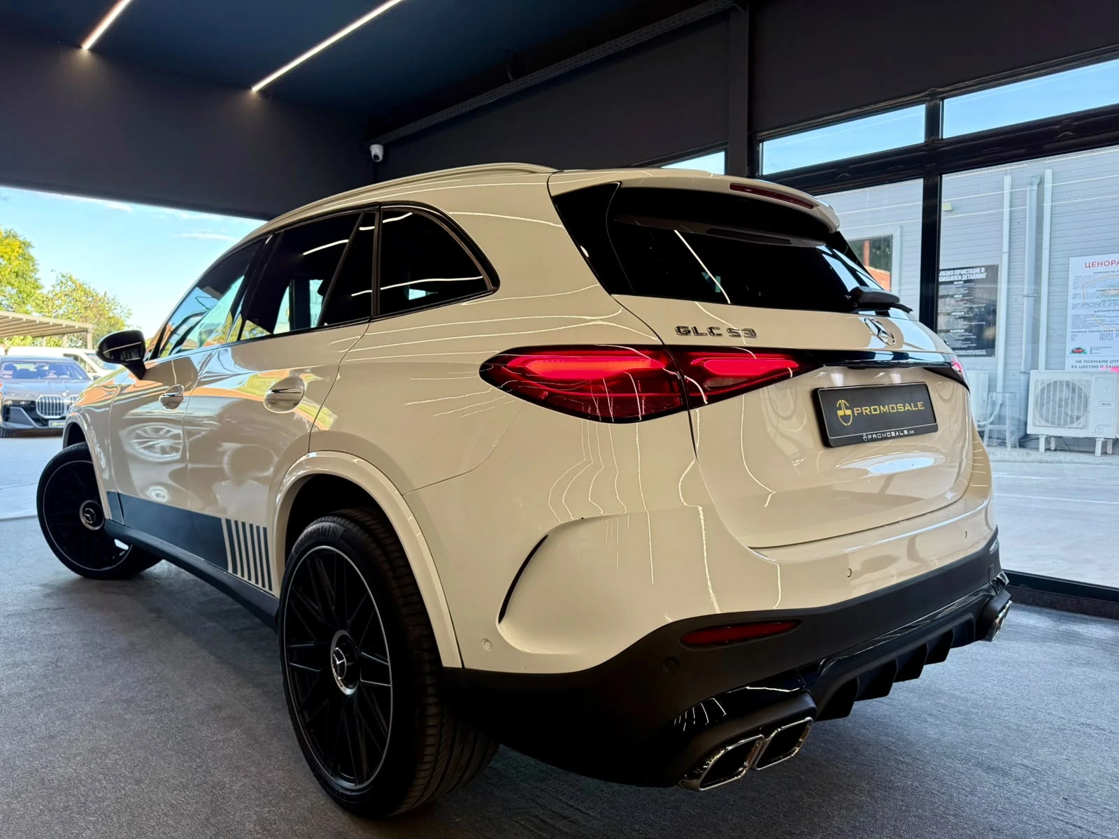 Mercedes-Benz GLC 300 53 AMG* 4M* Burm* Подгрев* ЛИЗИНГ, снимка 4 - Автомобили и джипове - 56215150