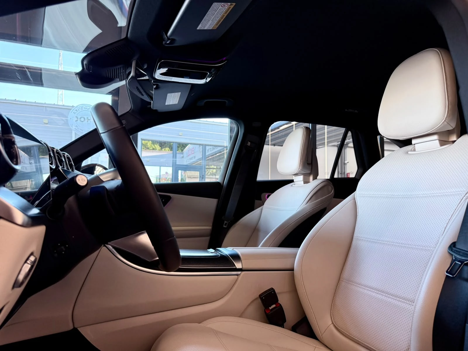Mercedes-Benz GLC 300 53 AMG* 4M* Burm* Подгрев* ЛИЗИНГ, снимка 8 - Автомобили и джипове - 56215150