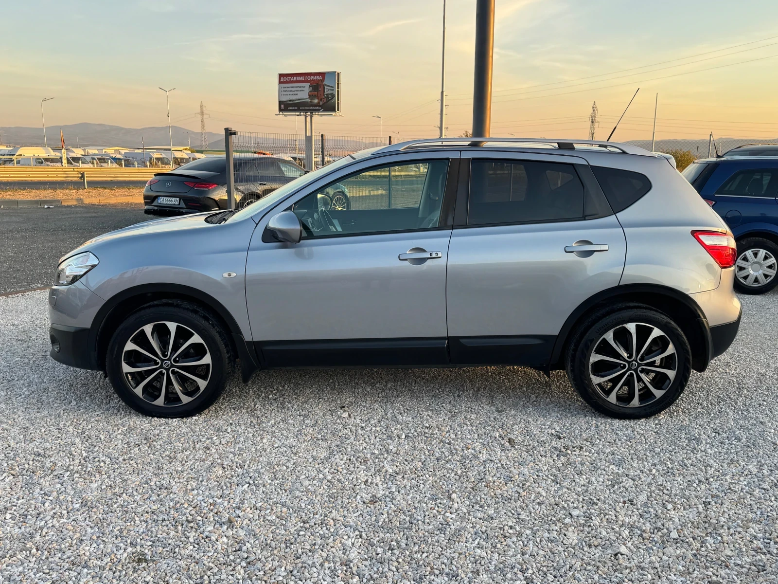 Nissan Qashqai 2.0/4x4/* �������*  | Mobile.bg � ����������� 2