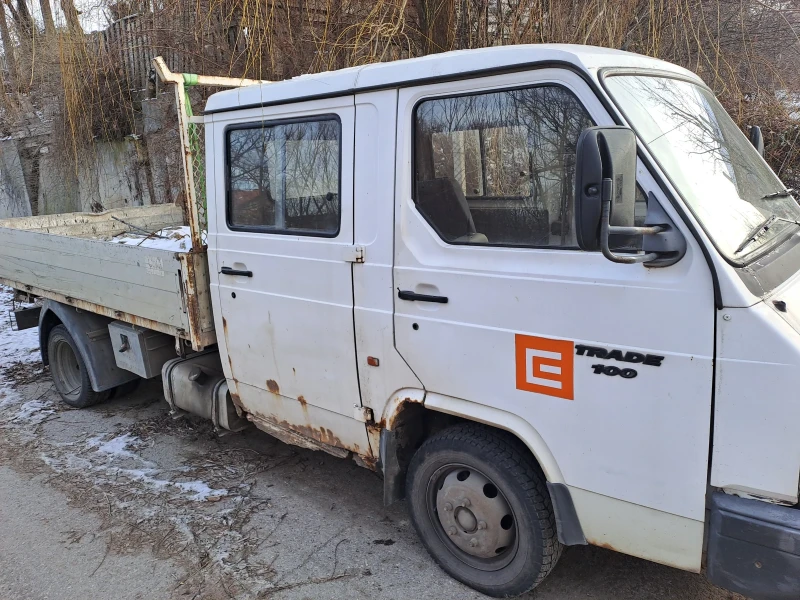 Nissan Trade, снимка 2 - Бусове и автобуси - 48462543