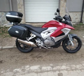 Honda Vfr Honda Vfr 800 Crosrunar 2011г., снимка 2