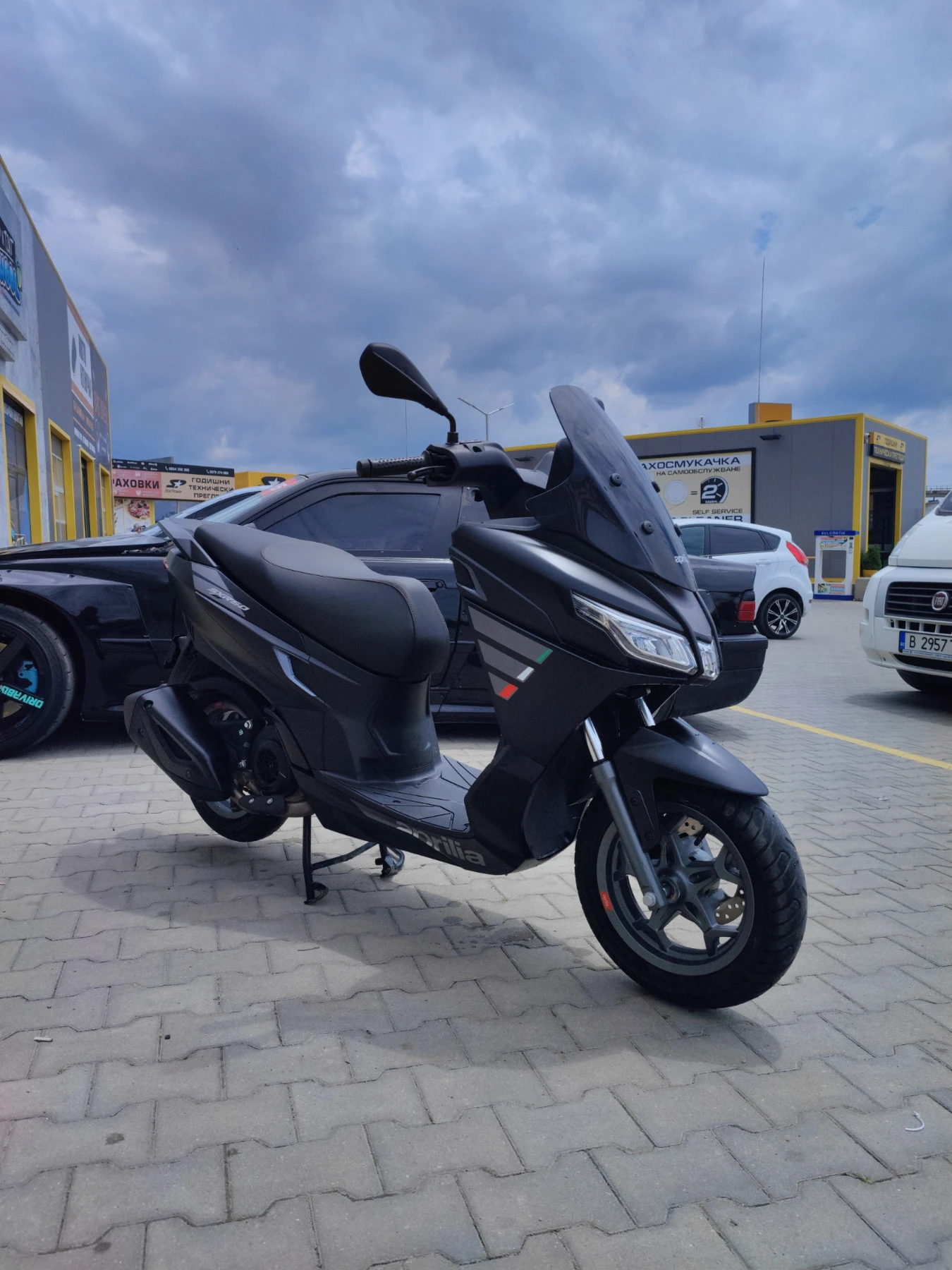 Aprilia Sx SXR 50 - изображение 2