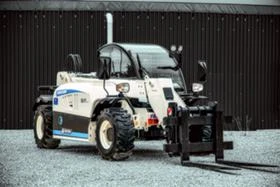 Телескопичен товарач Faresin 06.26 Electrical ⚡⚠, снимка 7