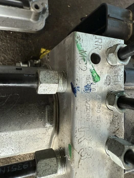 ABS помпа NISSAN QASHQAI J11 1