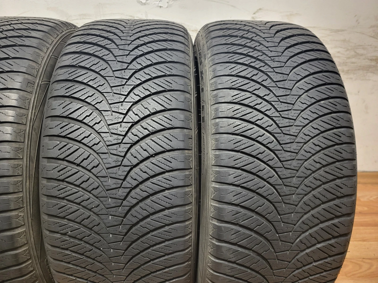  245/45R19 | Mobile.bg   3