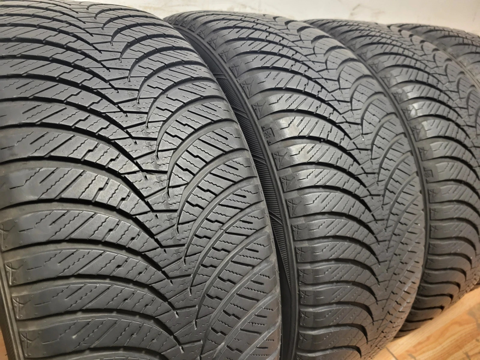  245/45R19 | Mobile.bg   6