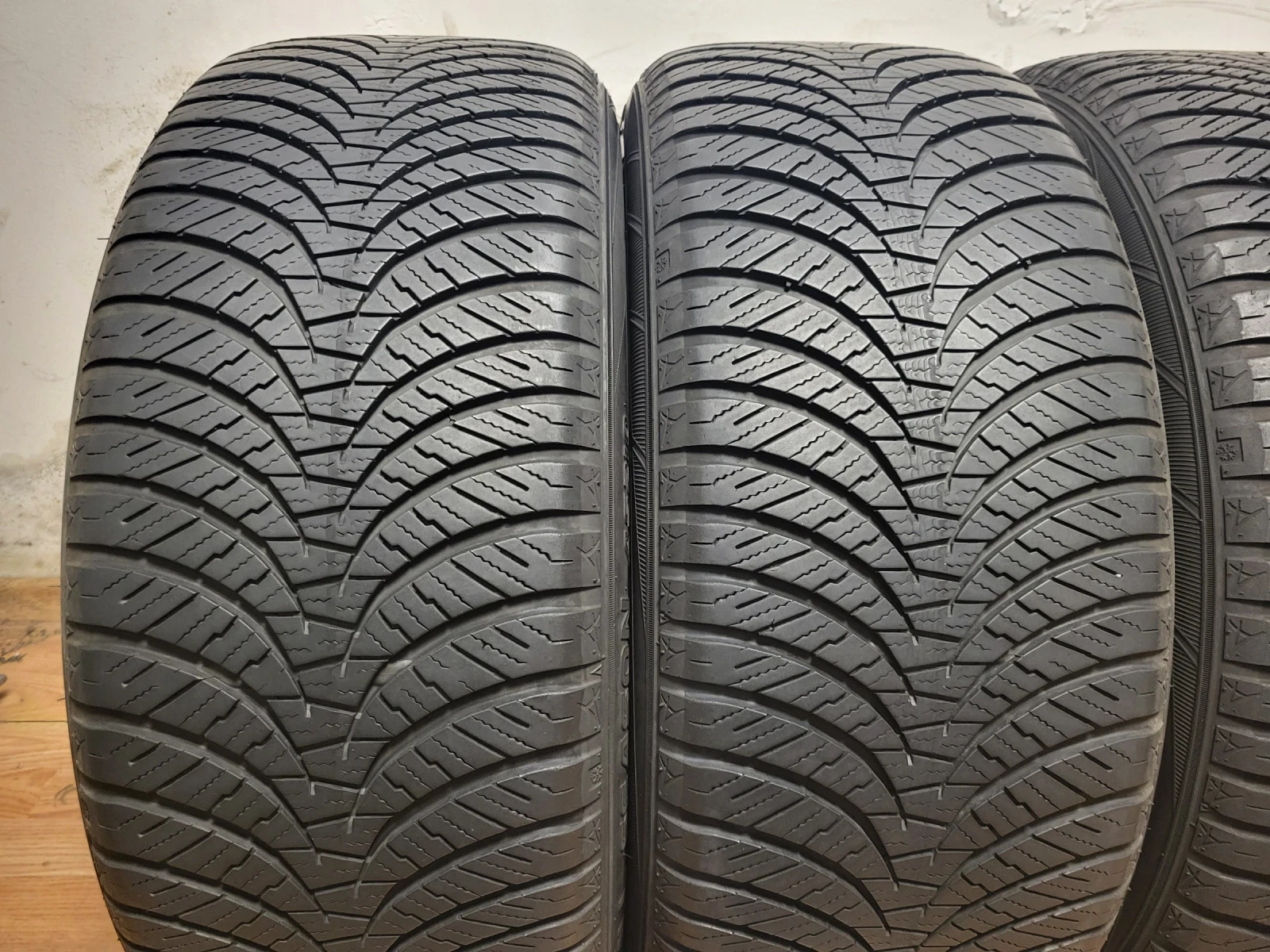  245/45R19 | Mobile.bg   2