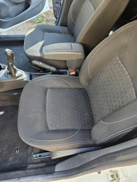 Dacia Logan 0.9, снимка 10