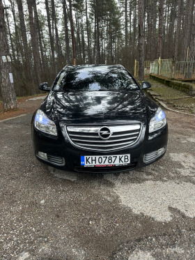Opel Insignia, снимка 2 - Автомобили и джипове - 44760211