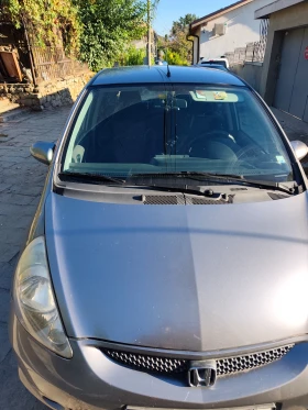 Honda Jazz Парктроник мултимедия камера за задно виждане.