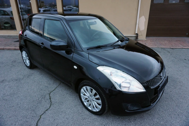 Suzuki Swift 1.3 DDIS GL TOP KEYLESSGO, снимка 2 - Автомобили и джипове - 38824295