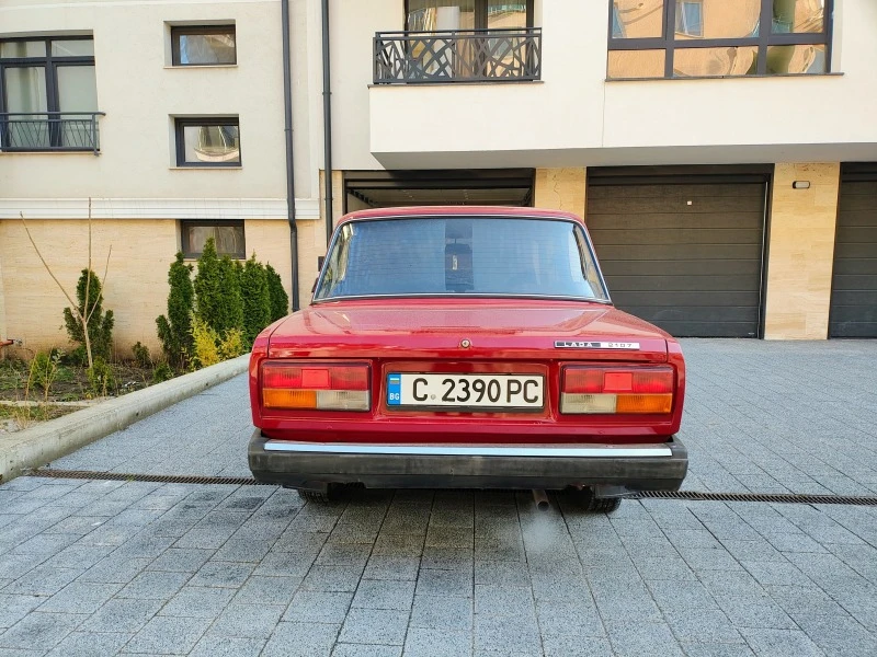 Lada 2107 1.5 Бензин, снимка 4 - Автомобили и джипове - 43535531