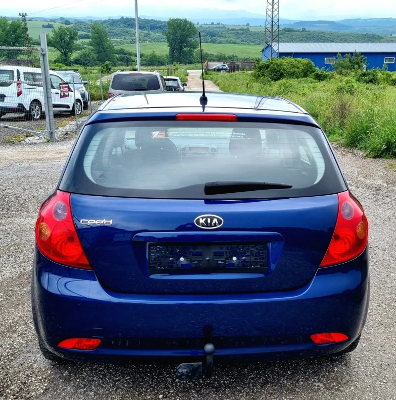 Kia Ceed 1.4. 16V, снимка 7 - Автомобили и джипове - 47000883