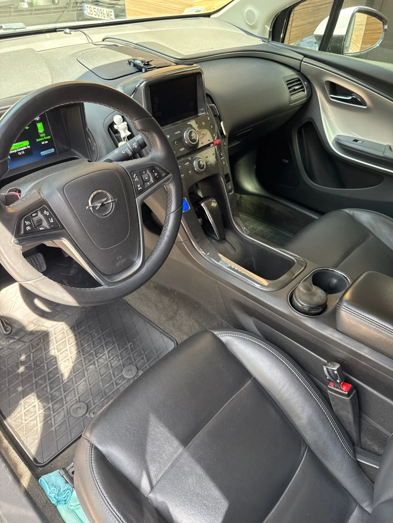 Opel Ampera, снимка 3 - Автомобили и джипове - 52136823