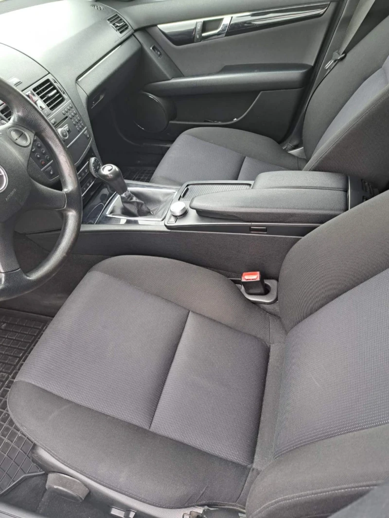 Mercedes-Benz 200 OM646, снимка 11 - Автомобили и джипове - 52397742