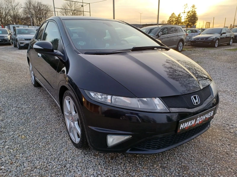 Honda Civic 1.8-140 i-VTEC!! FACELIFT!! KOJA! KEYLESS GO! PODG, снимка 3 - Автомобили и джипове - 52829608