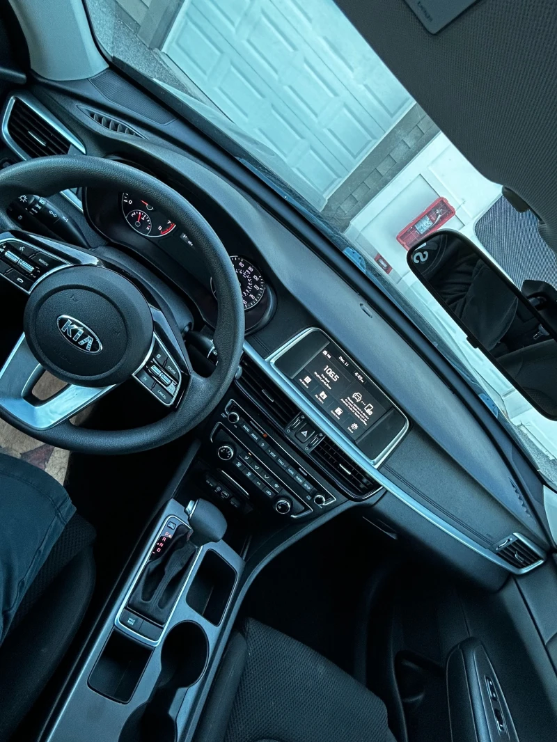 Kia Optima, снимка 11 - Автомобили и джипове - 53024822