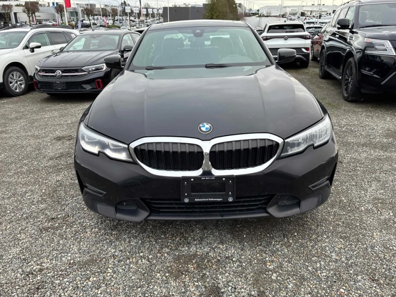 BMW 330 * 330i xDrive * CARFAX * ЦЕНА ДО БГ, снимка 2 - Автомобили и джипове - 53132246