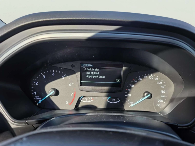 Ford Focus 1.0 EcoBoost, снимка 12 - Автомобили и джипове - 53268343