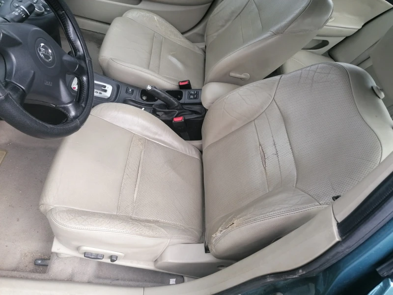 Nissan Primera 2.0, снимка 14 - Автомобили и джипове - 53398885