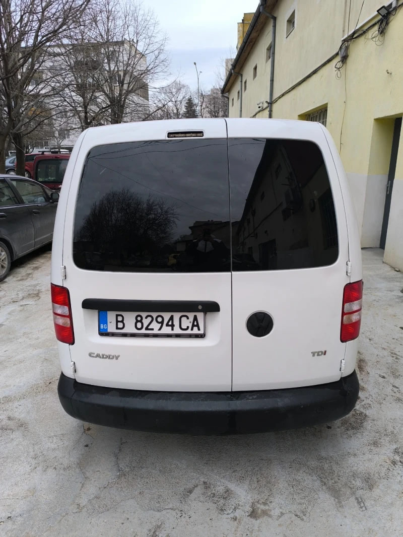 VW Caddy 1.6 TDI, снимка 5 - Автомобили и джипове - 53493241