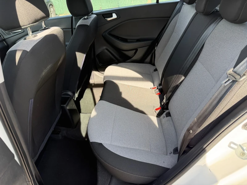 Hyundai I20 1.2i/85hp/SERVICE BOOK/EVRO6/, снимка 10 - Автомобили и джипове - 53566068
