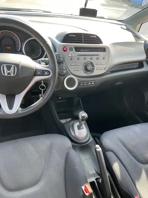 Honda Jazz, снимка 11 - Автомобили и джипове - 47720981