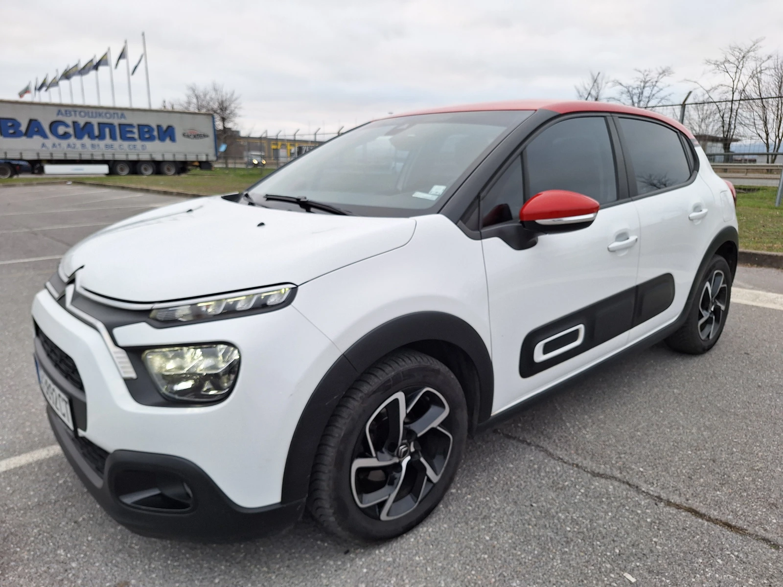 Citroen C3 SHINE PureTech 110 S&S EAT6 E6 ГАРАНЦИЯ, снимка 1