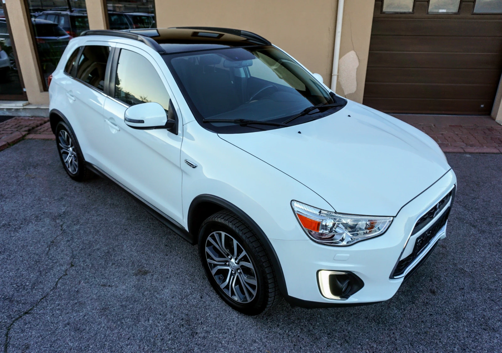 Mitsubishi ASX 2.2DID INSTYLE PANORAMIC 4WD AUTO CAMERA - изображение 2