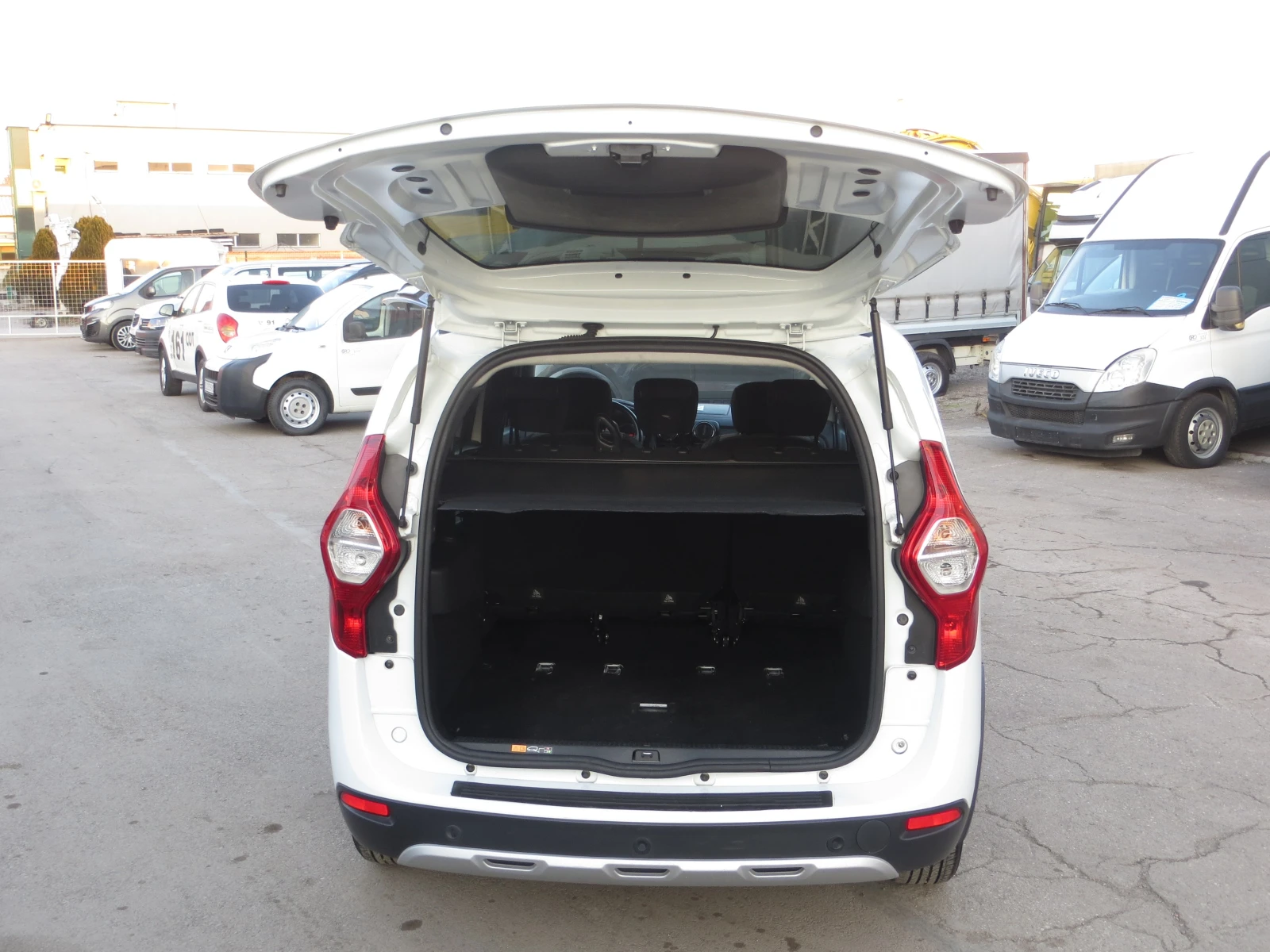 Dacia Lodgy STEPWAY | Mobile.bg   16