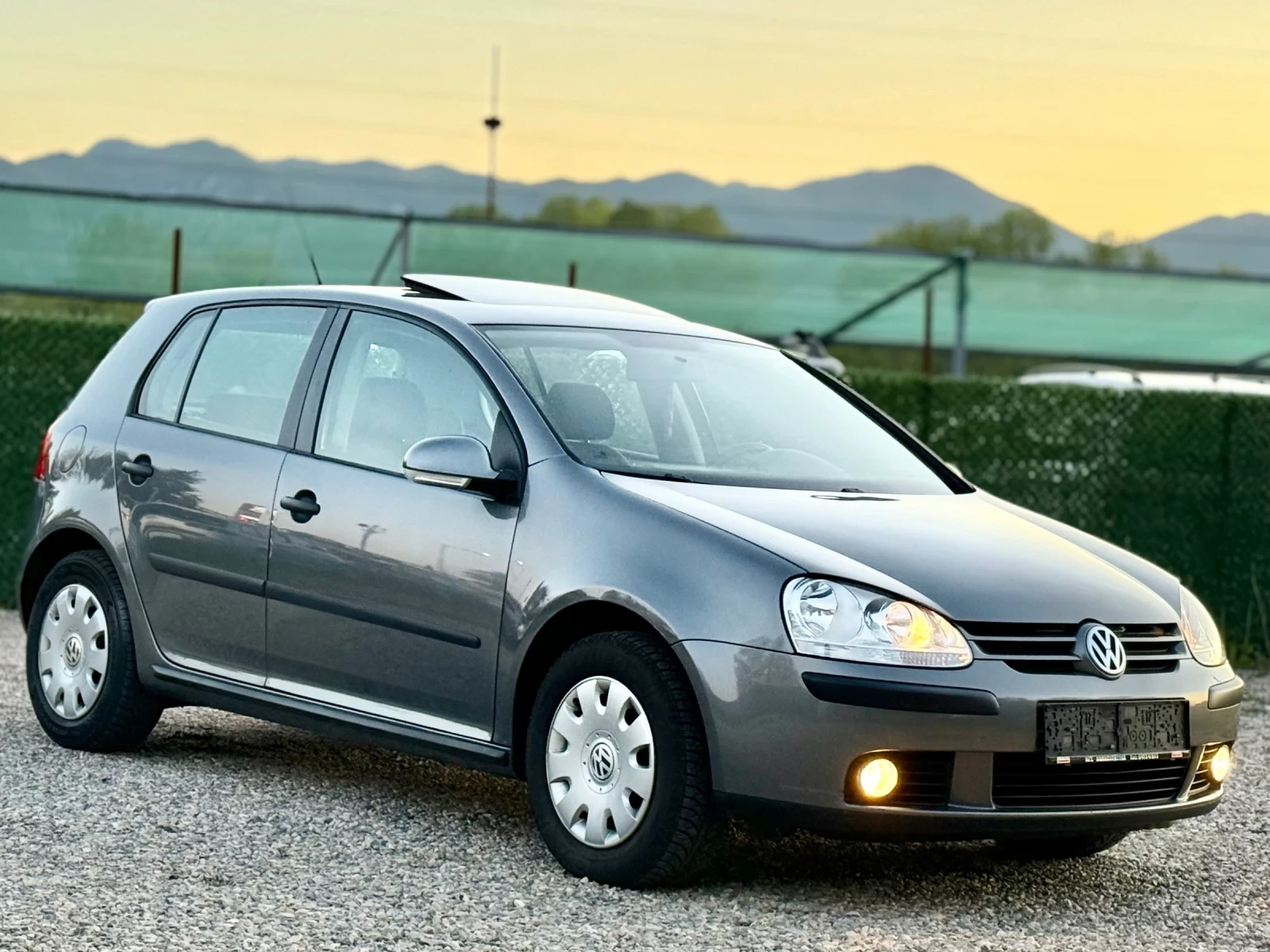 VW Golf 1.4i  | Mobile.bg   1