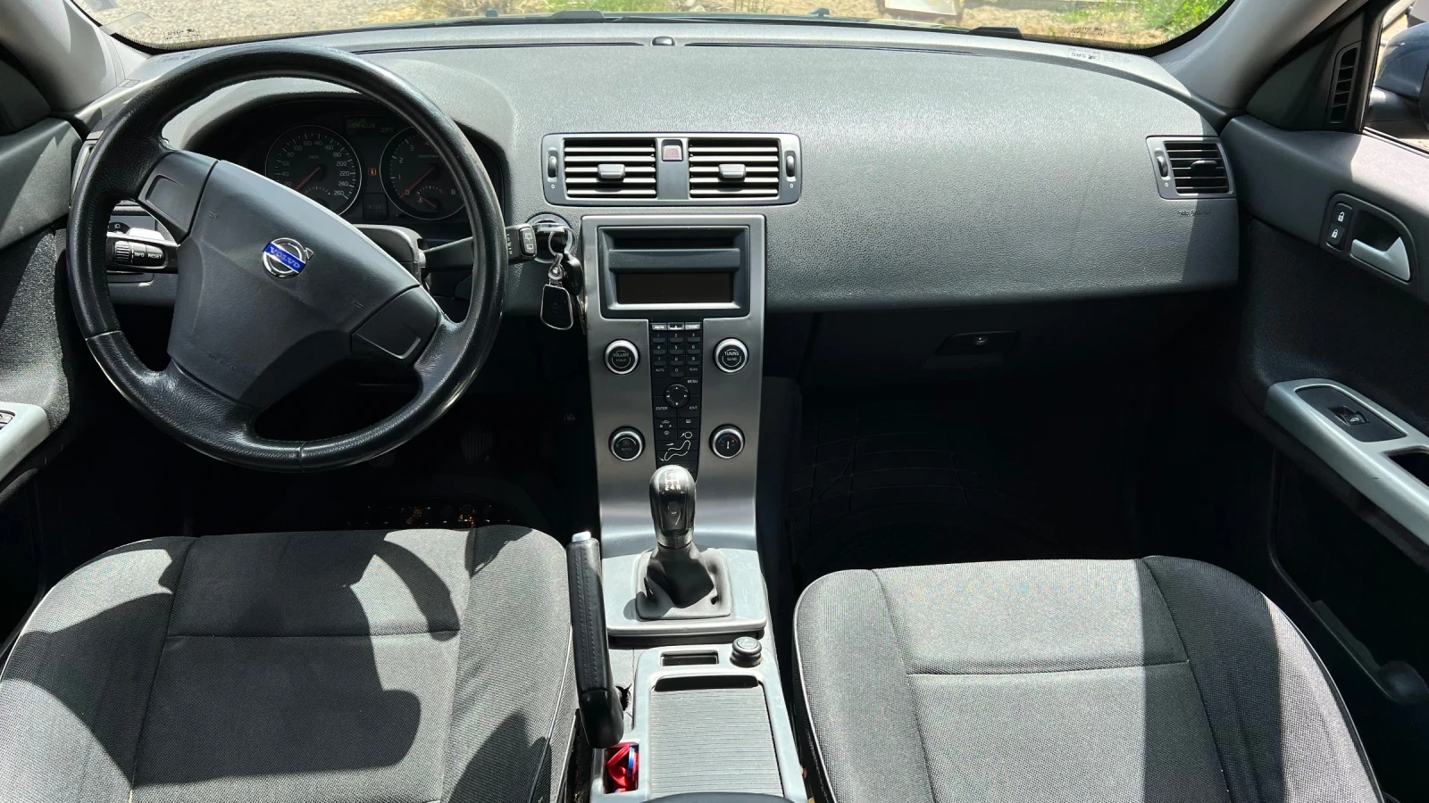 Volvo V50 1.8 бензин - ГАЗ  - изображение 2